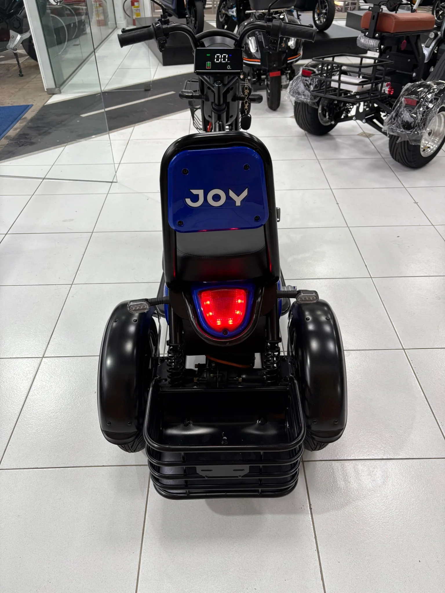 Veículo MotoChefe Joy Tri - foto 3